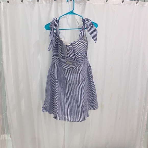 blue and white striped strapless dress! - Picture 2 of 4